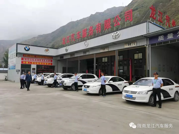 金錘鈑金，銀槍噴漆！龍江汽修值得信賴！