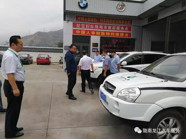 金錘鈑金，銀槍噴漆！龍江汽修值得信賴！