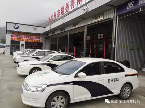 金錘鈑金，銀槍噴漆！龍江汽修值得信賴！